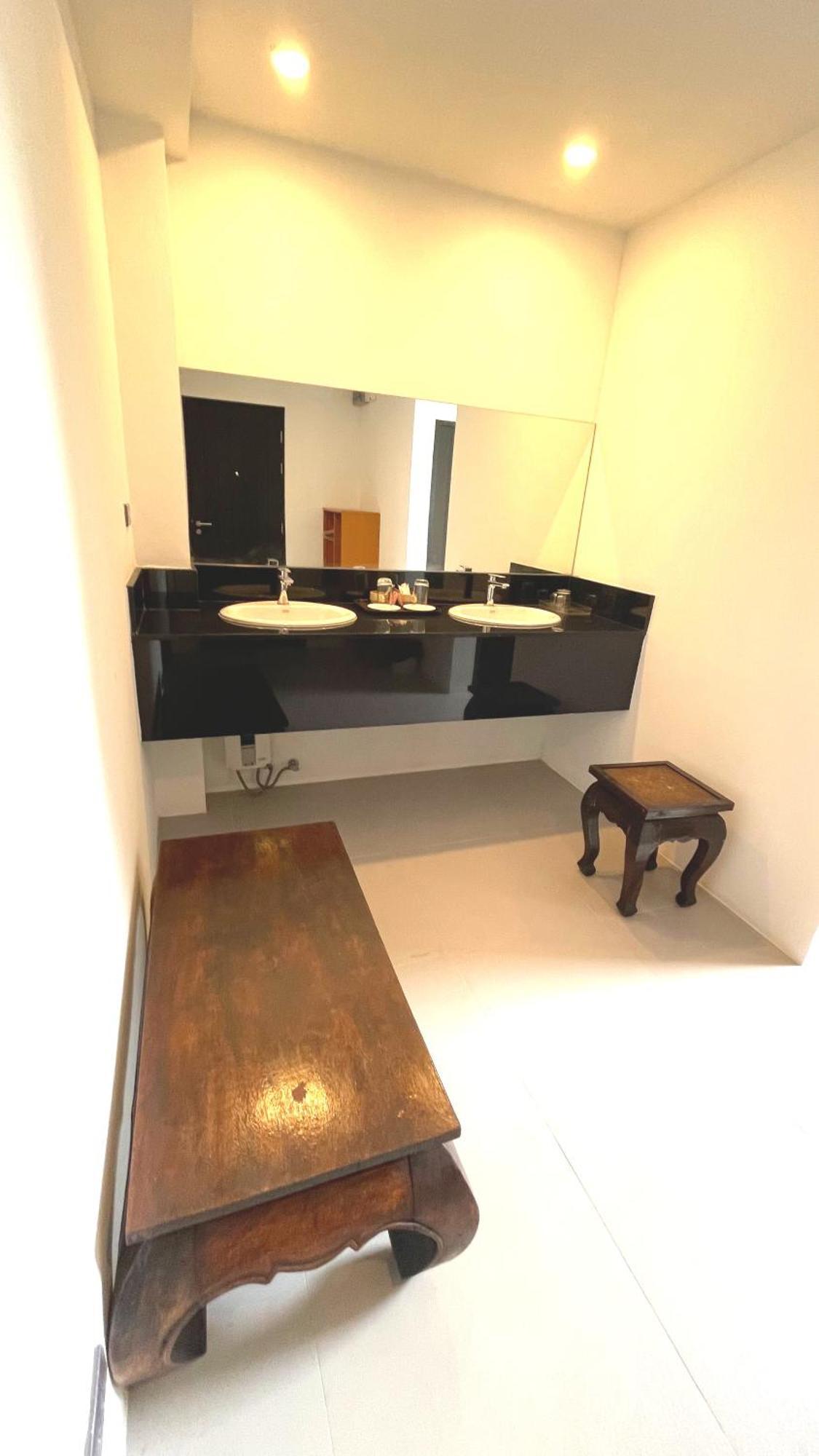 באנג ראק Rockstar Beach Apartments מראה חיצוני תמונה