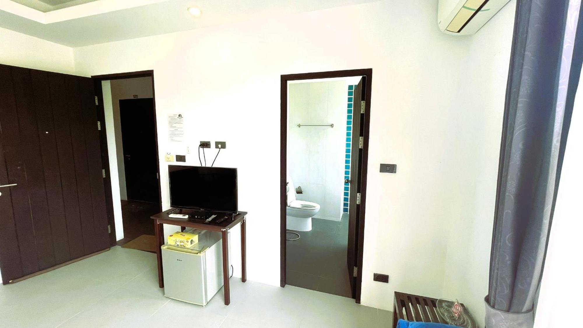 באנג ראק Rockstar Beach Apartments מראה חיצוני תמונה