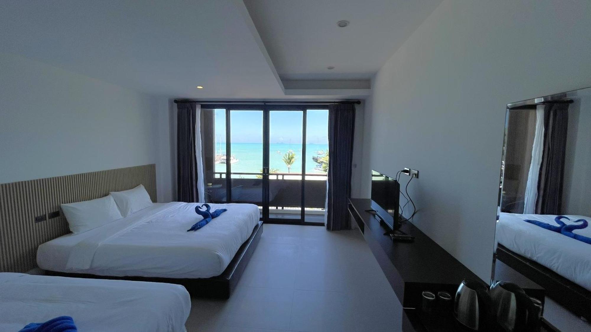 באנג ראק Rockstar Beach Apartments מראה חיצוני תמונה